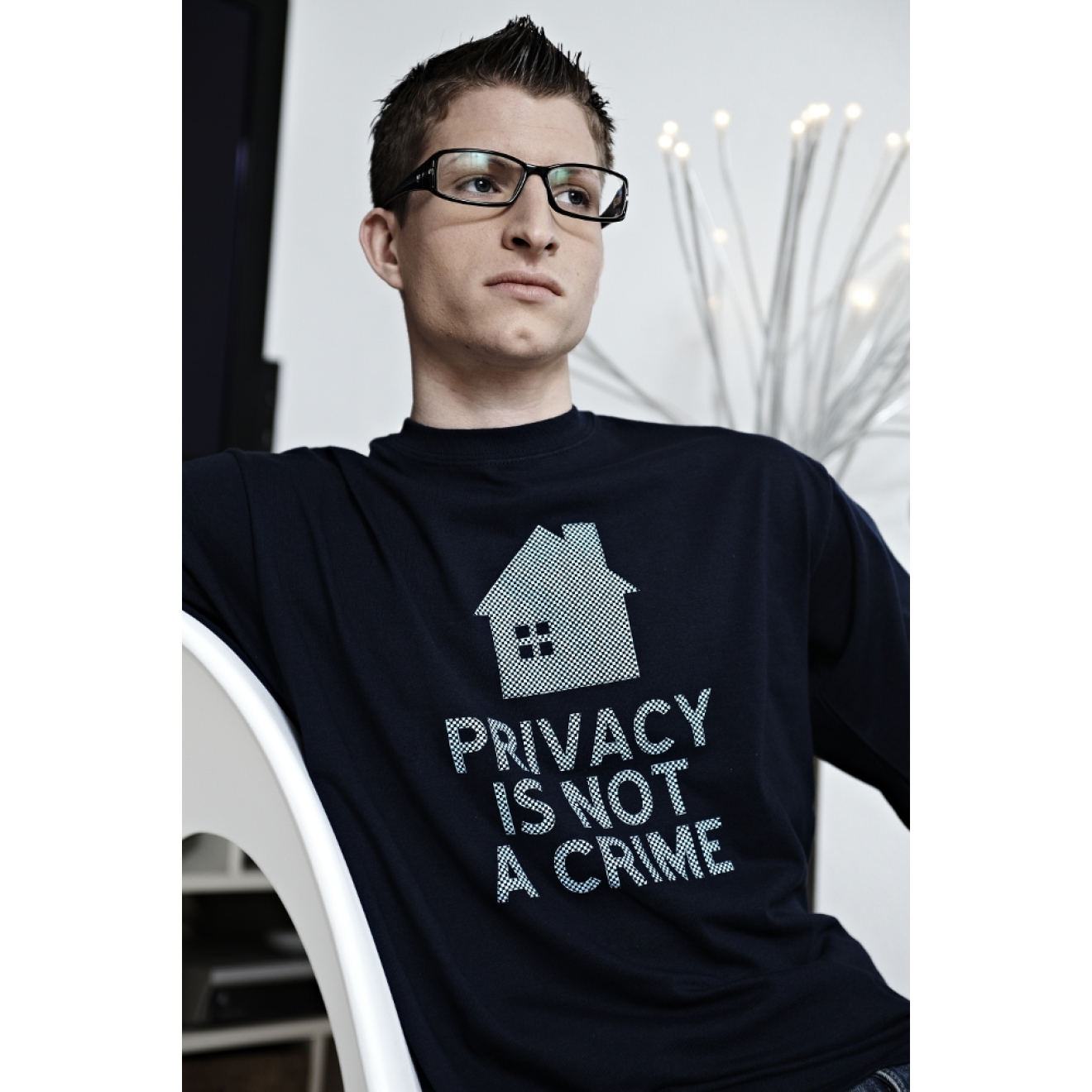 T-Shirt: Privacy is not a Crime (Langarm) T-Shirt: Privacy is not a Crime (Langarm)