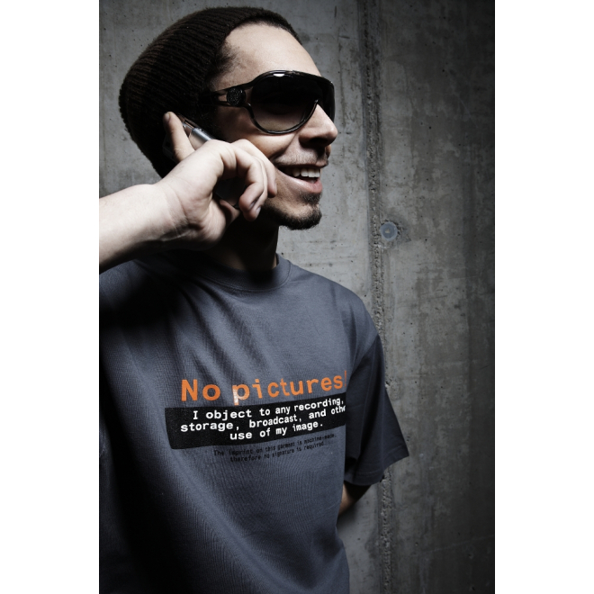T-Shirt: No Pictures (mit englischem Text)