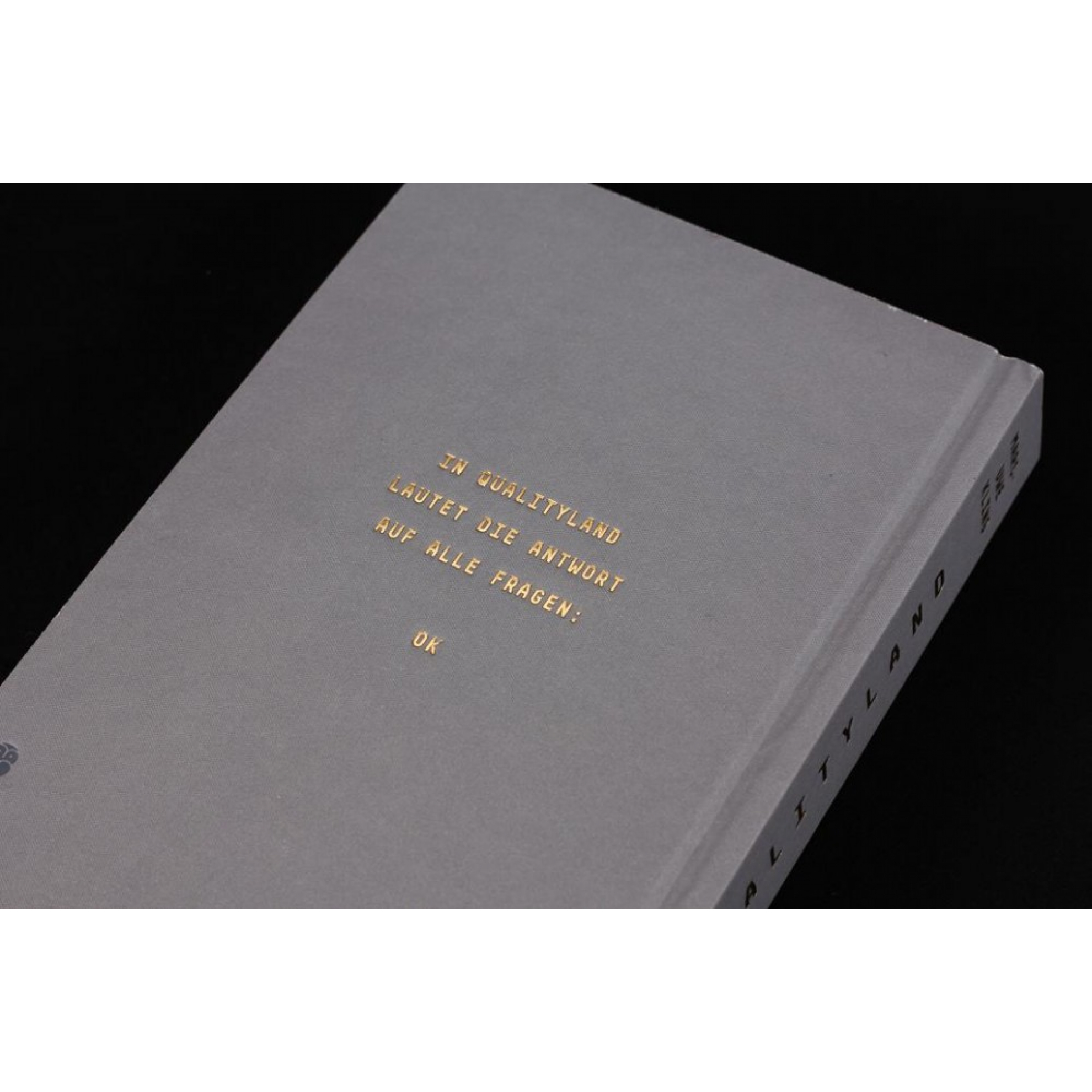 Buch: Qualityland Buch: Qualityland